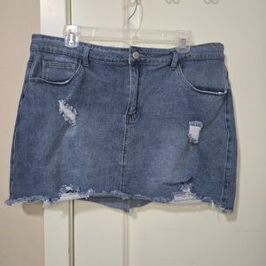Gobles Distressed Light Wash Denim Mini Skirt – XXL